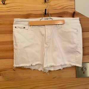 Vineyard Vines White Jean Shorts
